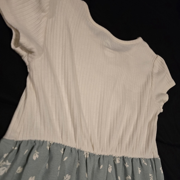 Girl'sā Floral Short Sleeve Dress Sage Green & White Size 6 Small - Picture 8 of 8